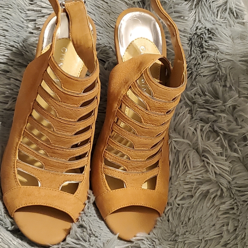 Gianni Bini Heels
